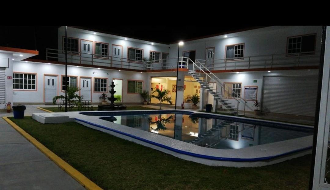 Hotel Villa Marán Chachalacas Ambiente Familiar Playa Chachalacas Exterior foto